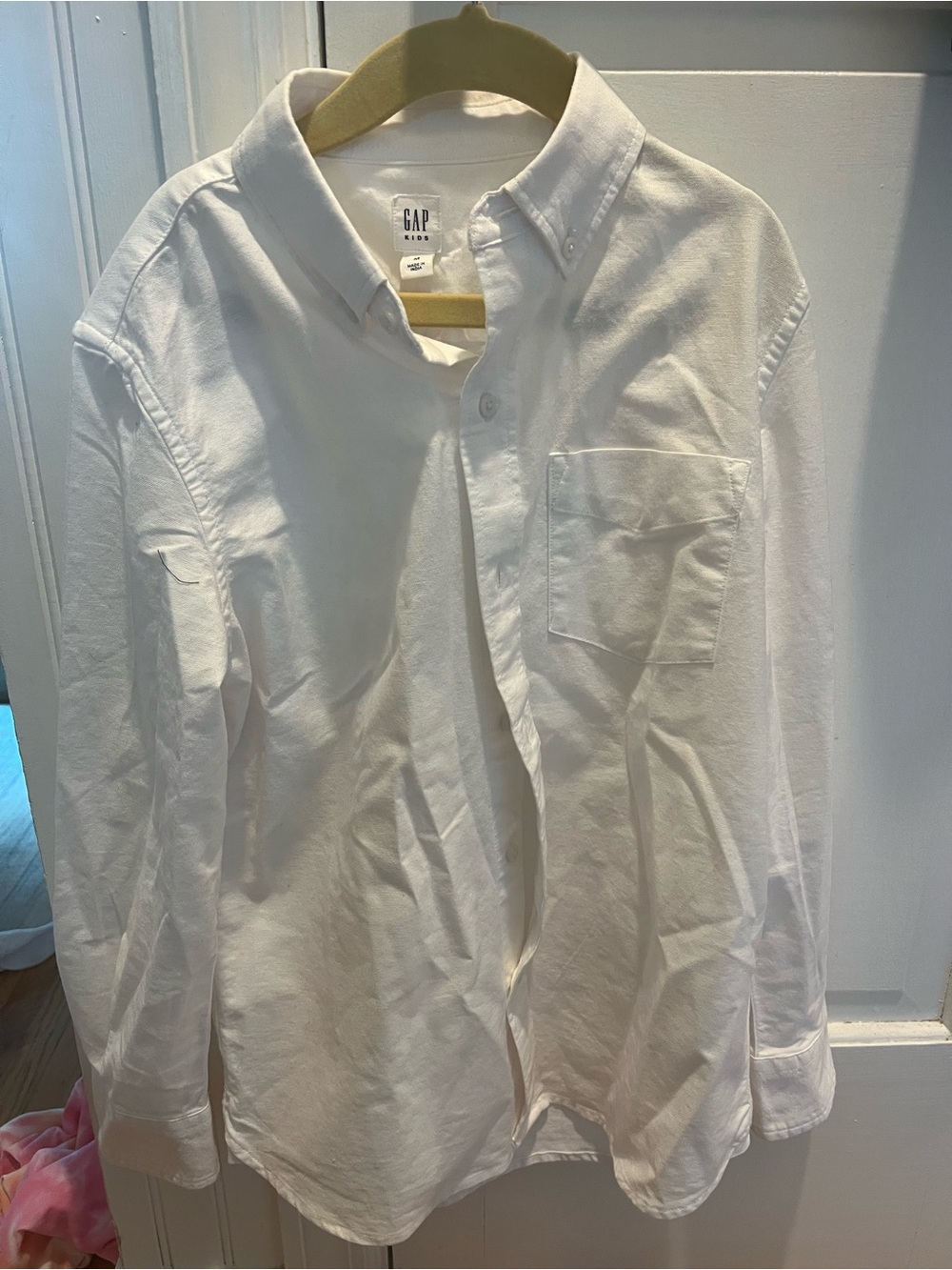 GAP boys White Button-Down Shirt size Medium